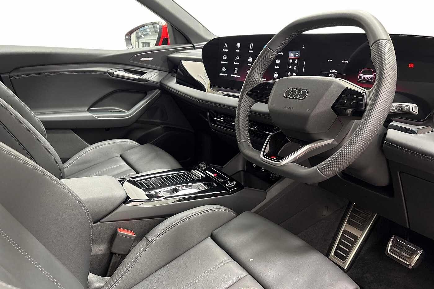 Used Audi Q6 e-tron 2025 for sale - 77187363: Photo 5