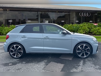Used Audi A1 2023 for sale - 76230672: Photo 3