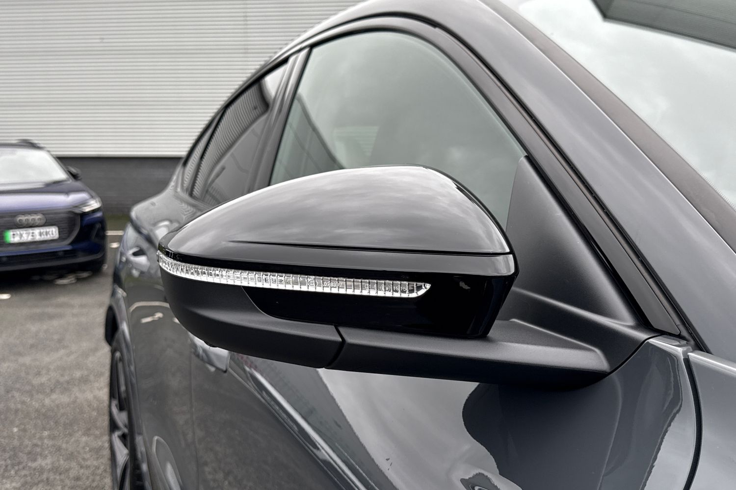 Used Audi Q6 e-tron 2025 for sale - 76610899: Photo 28