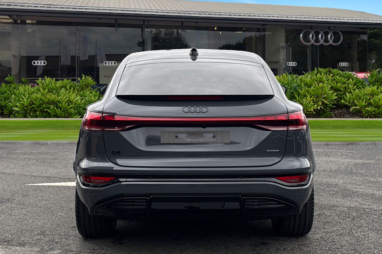 Used Audi Q6 e-tron 2025 for sale - 76610899: Photo 4