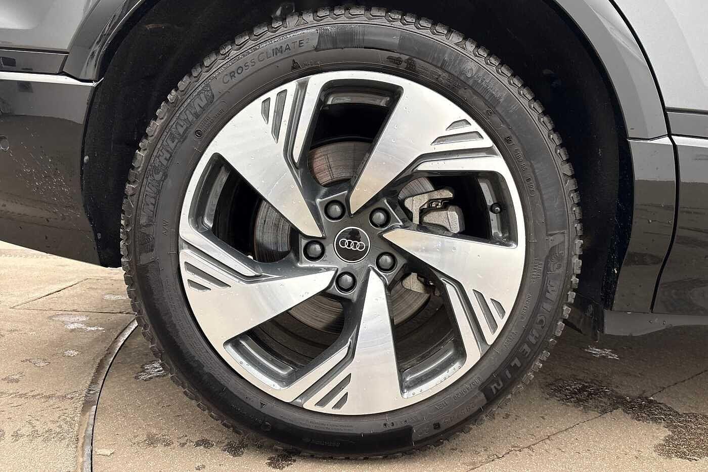 Used Audi Q6 e-tron 2024 for sale - 76385478: Photo 4