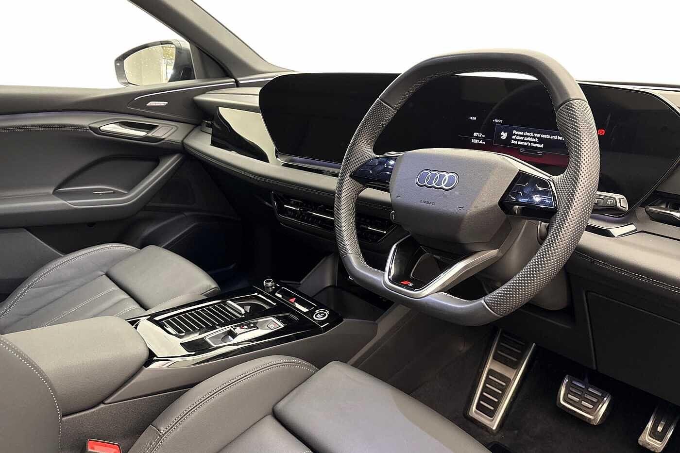 Used Audi Q6 e-tron 2024 for sale - 76385478: Photo 6