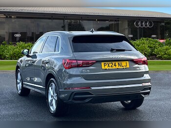 Used Audi Q3 2024 for sale - 77728643: Photo