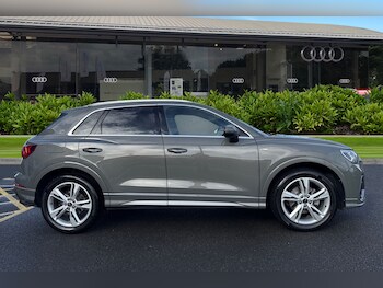 Used Audi Q3 2024 for sale - 77728643: Photo