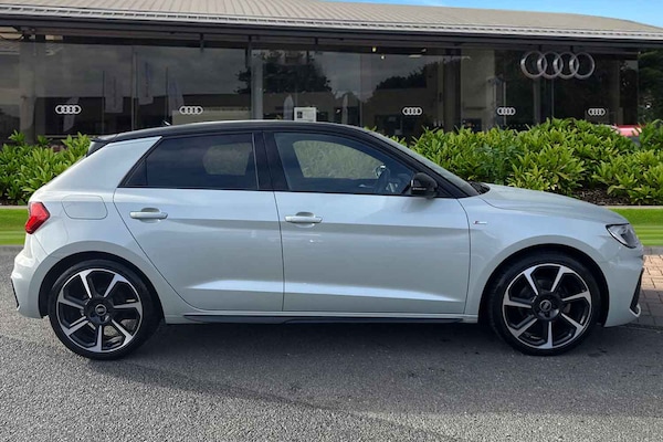 Used Audi A1 2023 for sale - 76262660: Photo 3