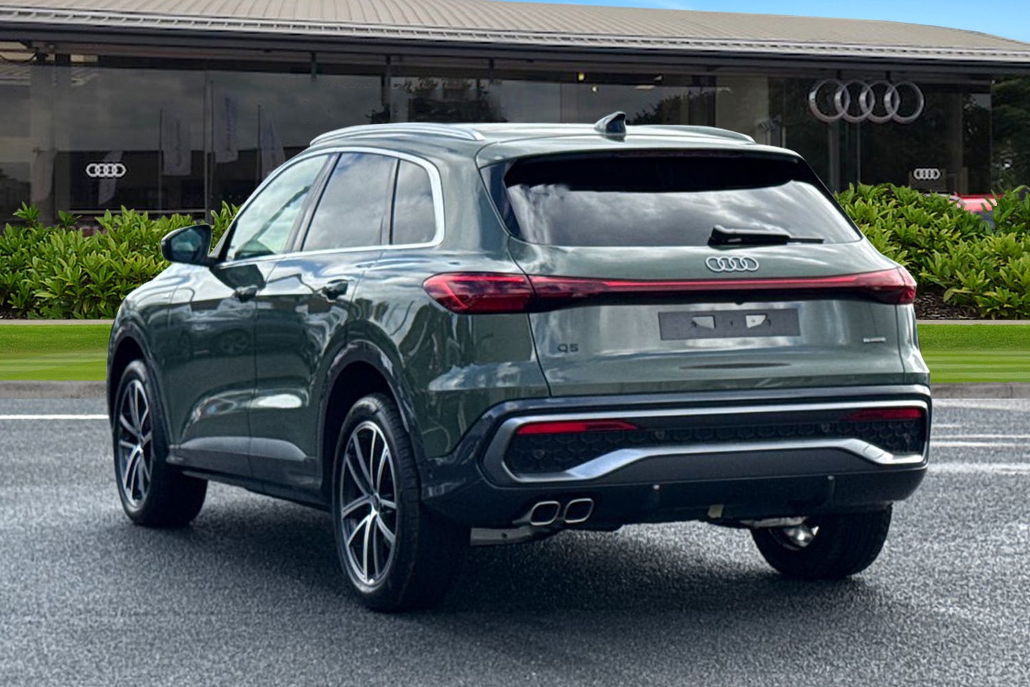 Used Audi Q5 2025 for sale - 76909424: Photo 2