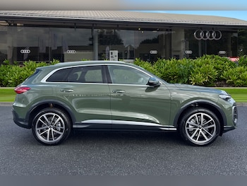 Used Audi Q5 2025 for sale - 76909424: Photo