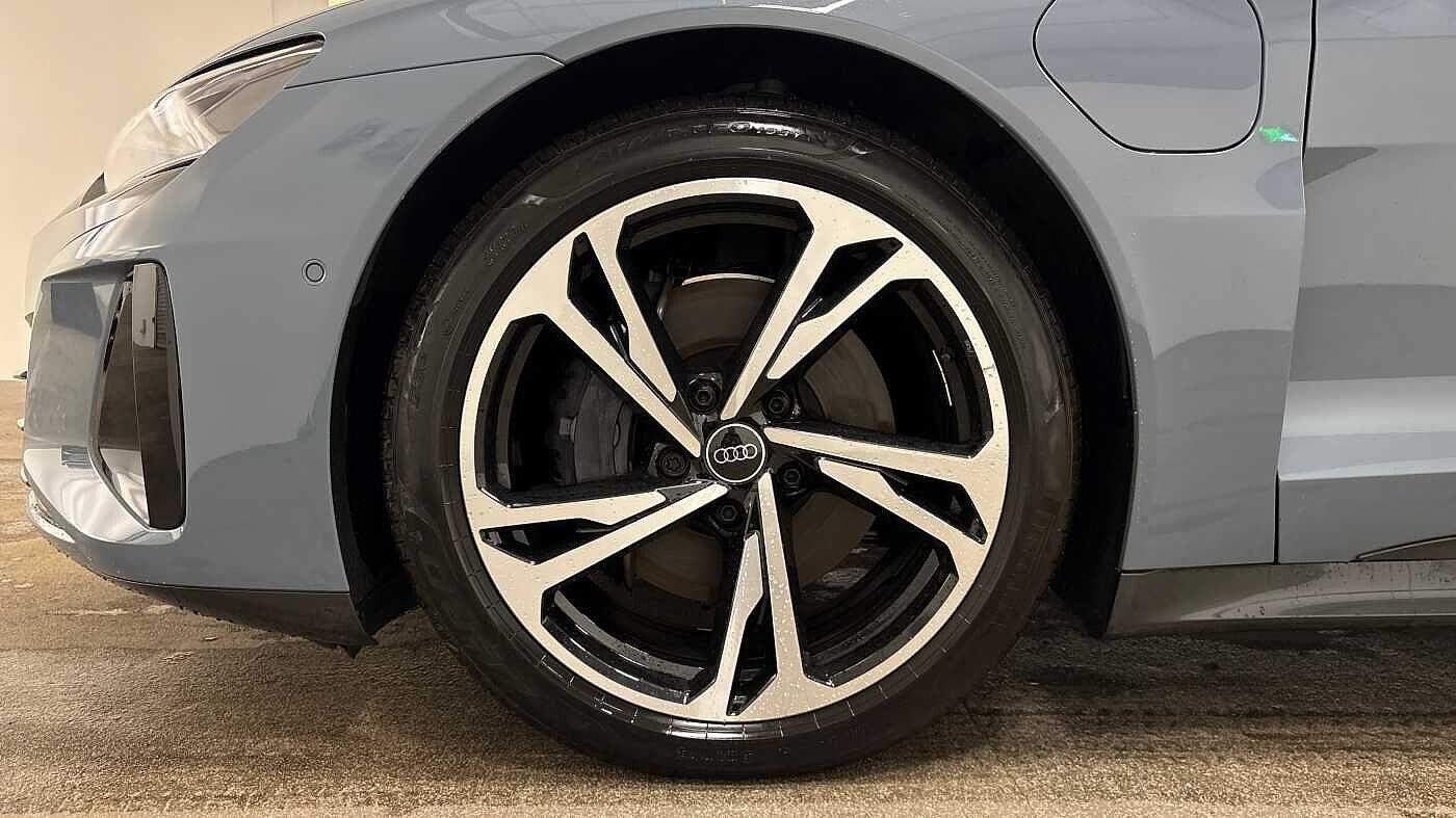 Used Audi e-tron GT 2023 for sale - 76546128: Photo 4