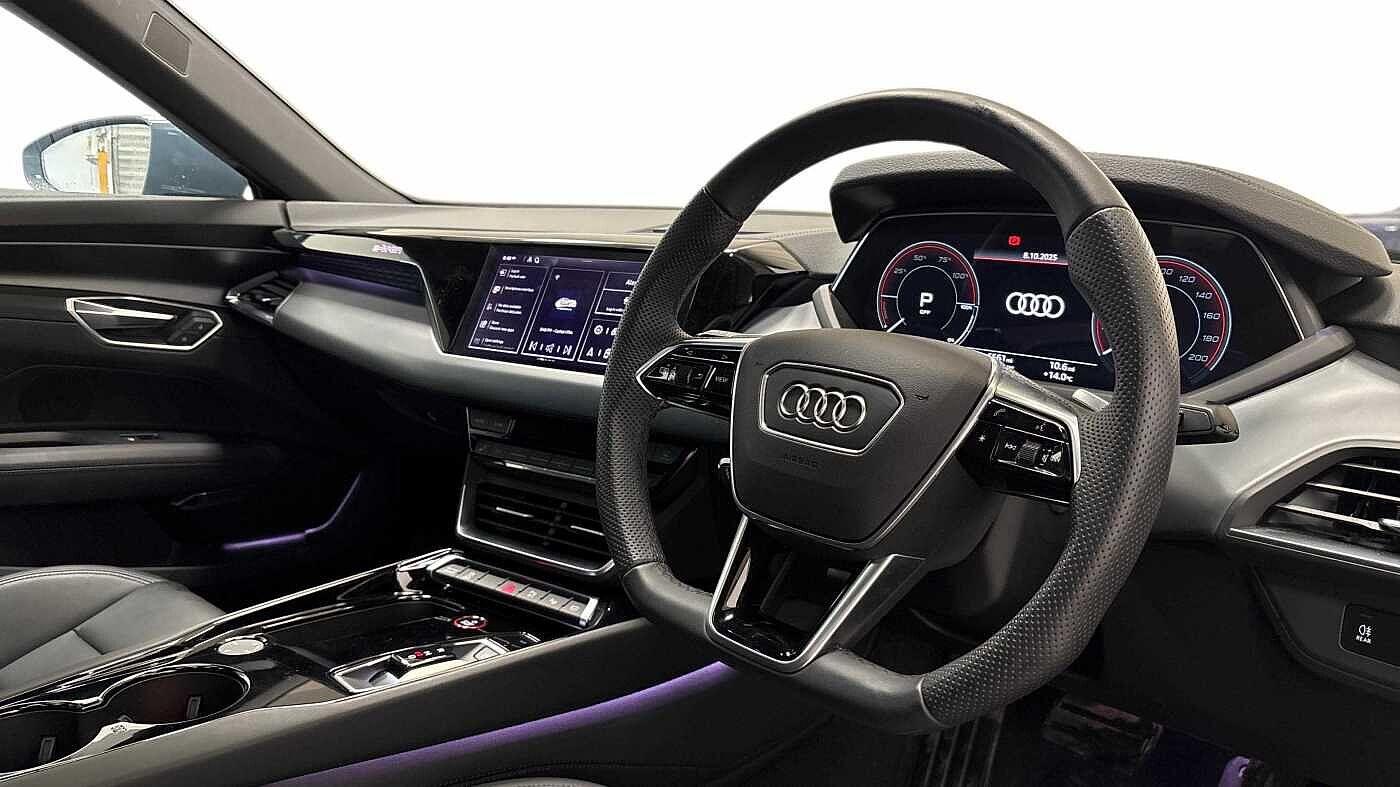 Used Audi e-tron GT 2023 for sale - 76546128: Photo 5