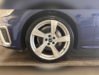 Used Audi A4 Avant 2024 for sale - 75690364: Photo