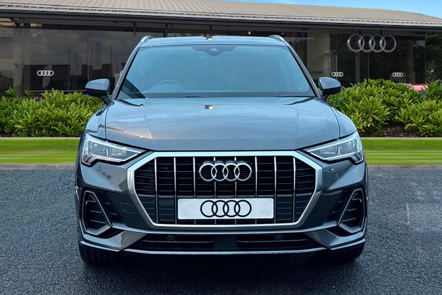 Used Audi Q3 2025 for sale - 76968043: Photo 5
