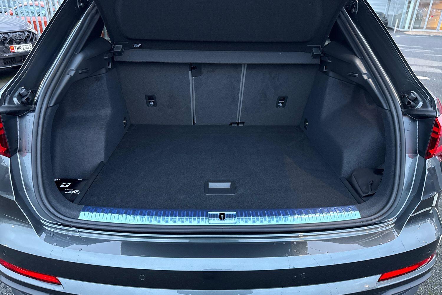 Used Audi Q3 2025 for sale - 76968043: Photo 9