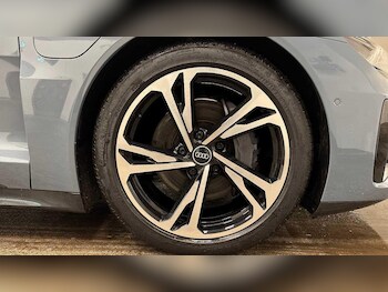 Used Audi e-tron GT 2022 for sale - 77262622: Photo