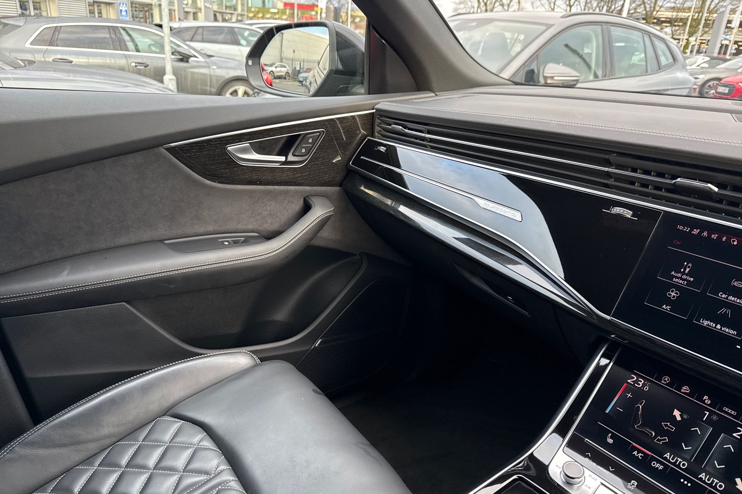 Used Audi Q8 2024 for sale - 77199356: Photo 19