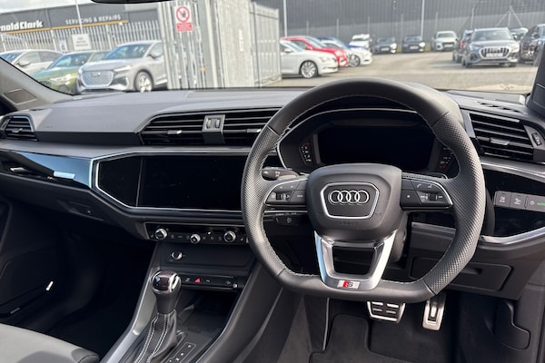 Used Audi Q3 2025 for sale - 75412071: Photo 17