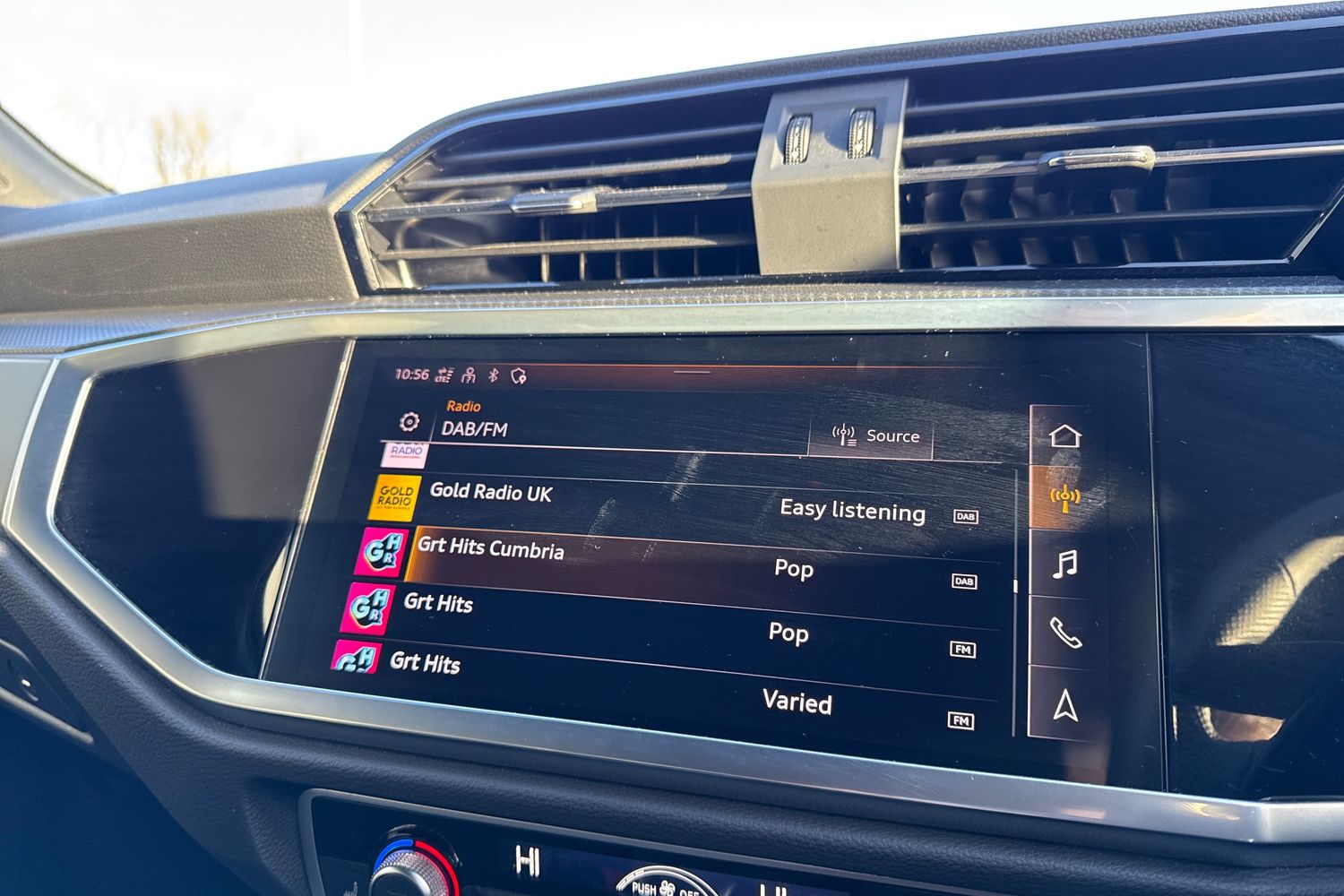 Used Audi Q3 2022 for sale - 76789633: Photo 60