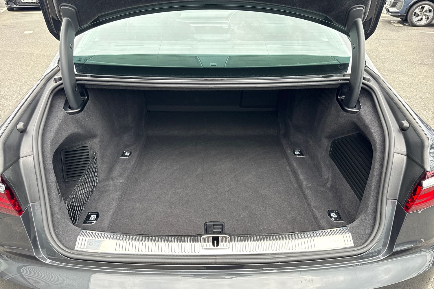 Used Audi A8 2024 for sale - 76156468: Photo 7
