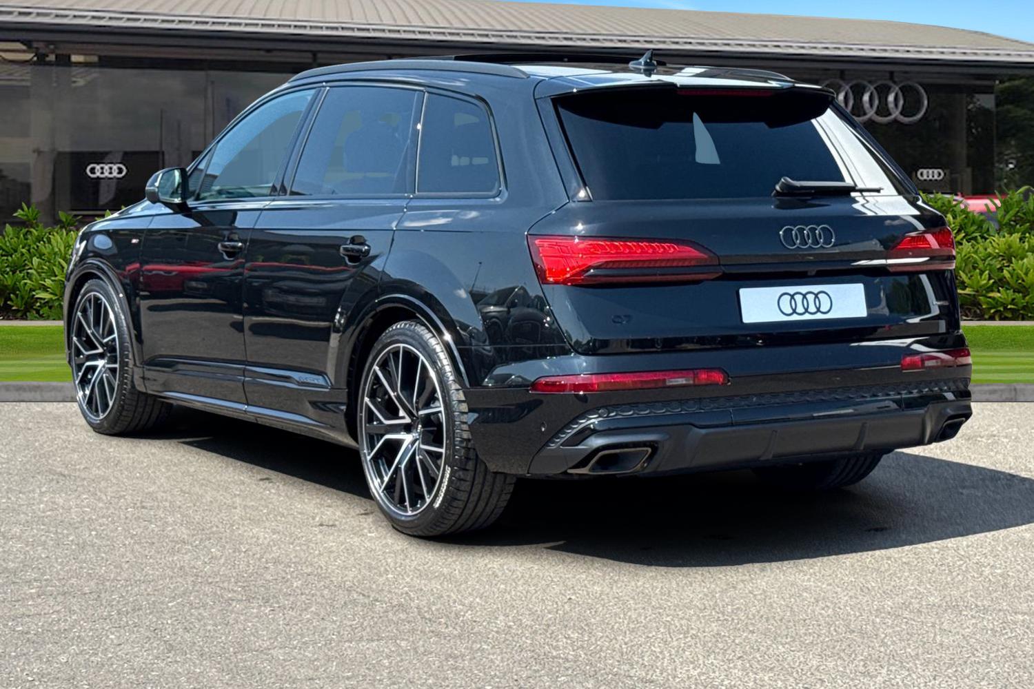 Used Audi Q7 2026 for sale - 77458866: Photo 2