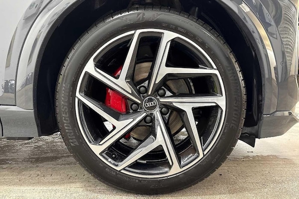 Used Audi Q6 e-tron 2025 for sale - 76250612: Photo 6
