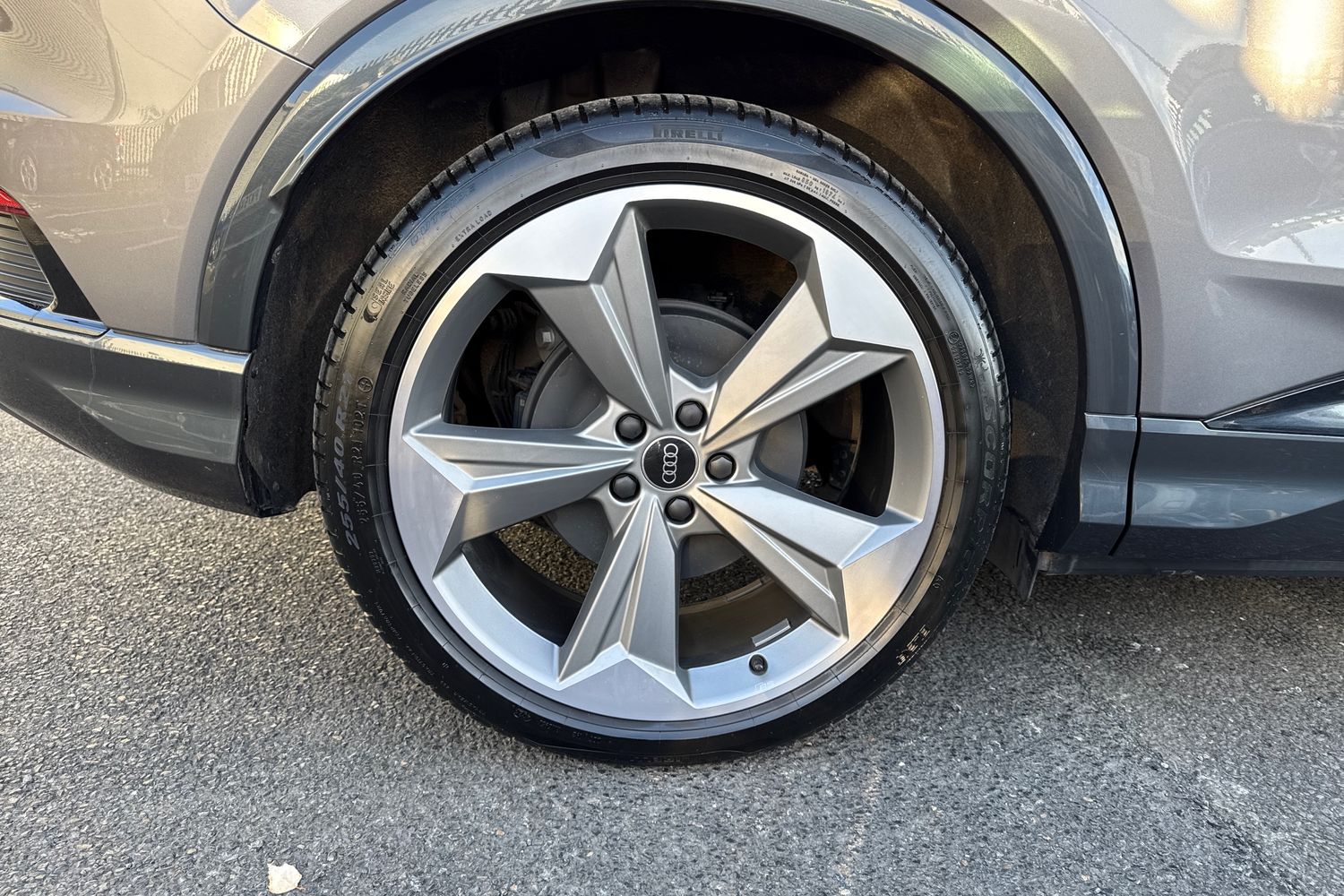 Used Audi Q4 e-tron 2025 for sale - 77368359: Photo 12