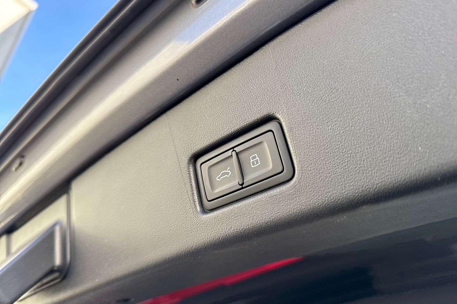 Used Audi Q4 e-tron 2025 for sale - 77368359: Photo 37