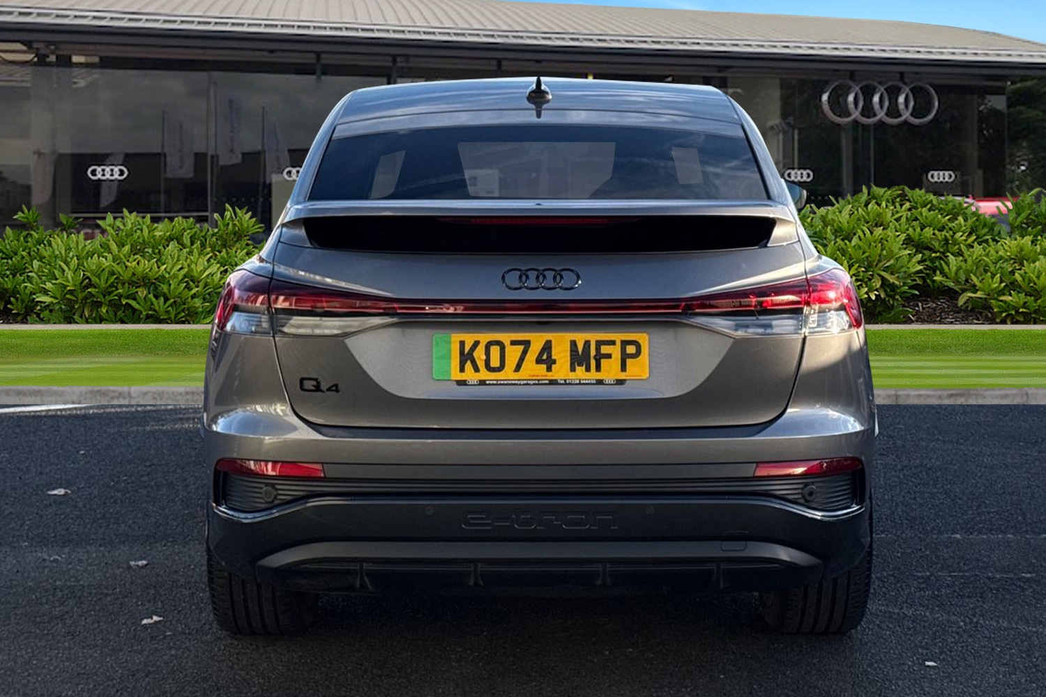 Used Audi Q4 e-tron 2025 for sale - 77368359: Photo 4