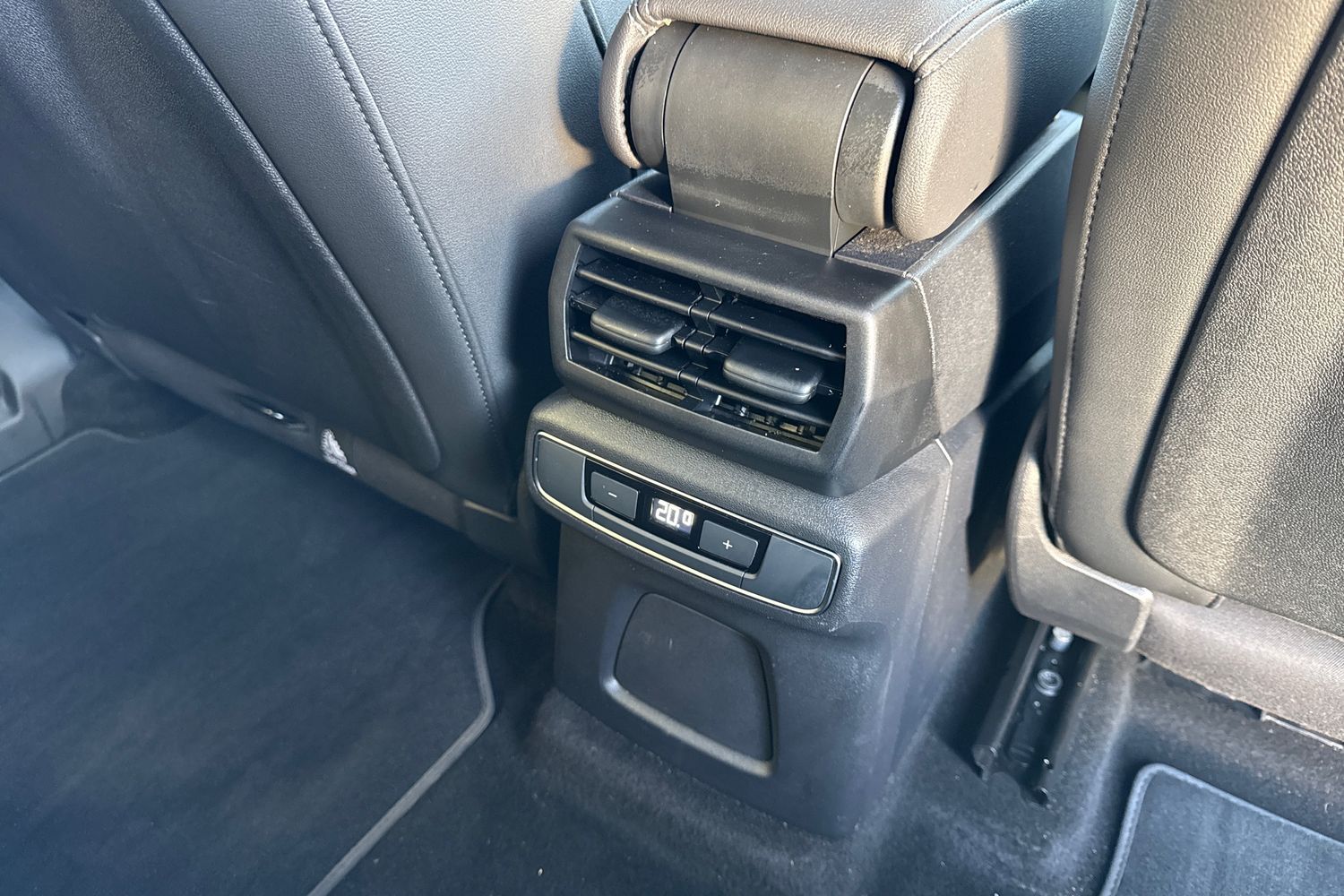 Used Audi Q4 e-tron 2025 for sale - 77368359: Photo 42