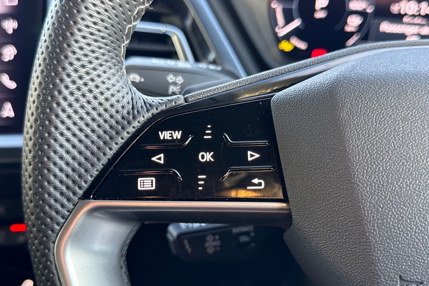 Used Audi Q4 e-tron 2025 for sale - 77368359: Photo 49