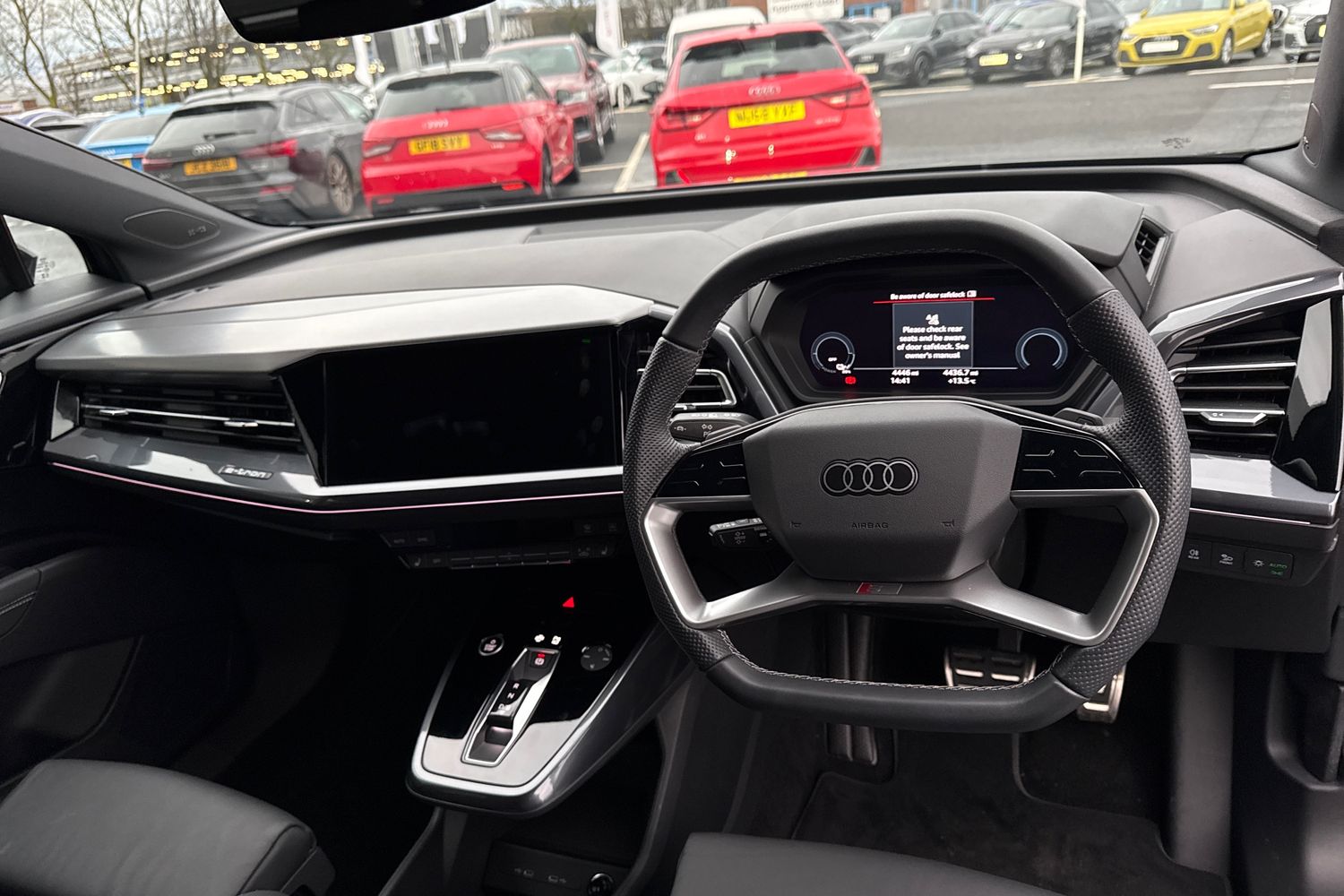 Used Audi Q4 e-tron 2024 for sale - 77368563: Photo 13