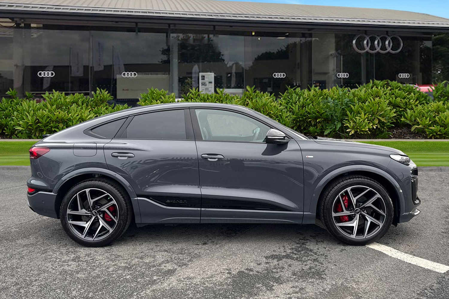 Used Audi Q6 e-tron 2026 for sale - 77601717: Photo 3