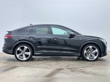 Used Audi Q4 e-tron 2026 for sale - 79490682: Photo