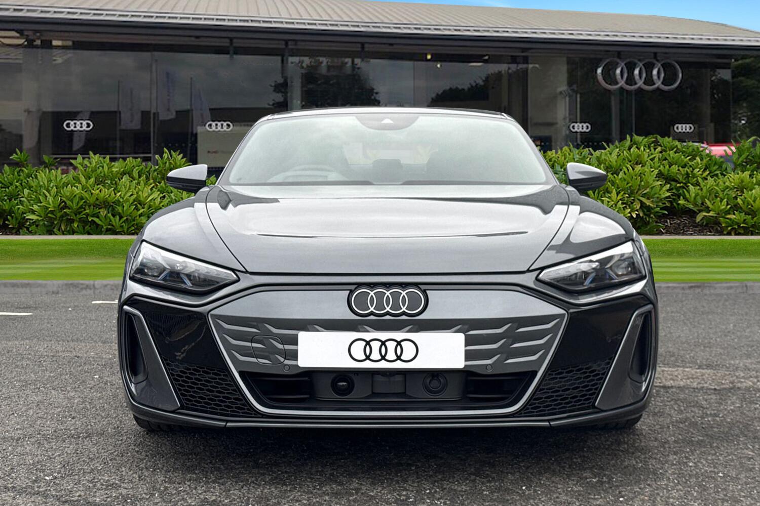 Used Audi e-tron GT 2026 for sale - 77686894: Photo 5