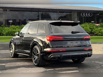 Used Audi Q7 2025 for sale - 76968072: Photo