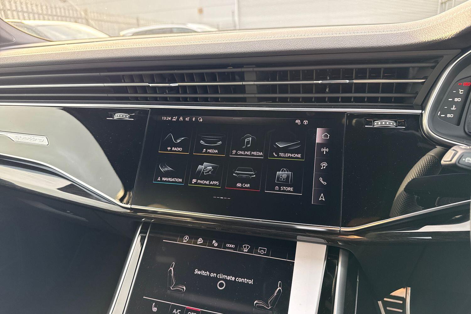 Used Audi Q7 2025 for sale - 76968072: Photo 41