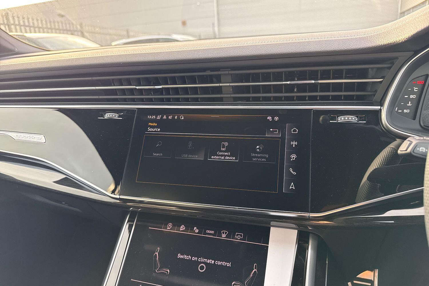 Used Audi Q7 2025 for sale - 76968072: Photo 43