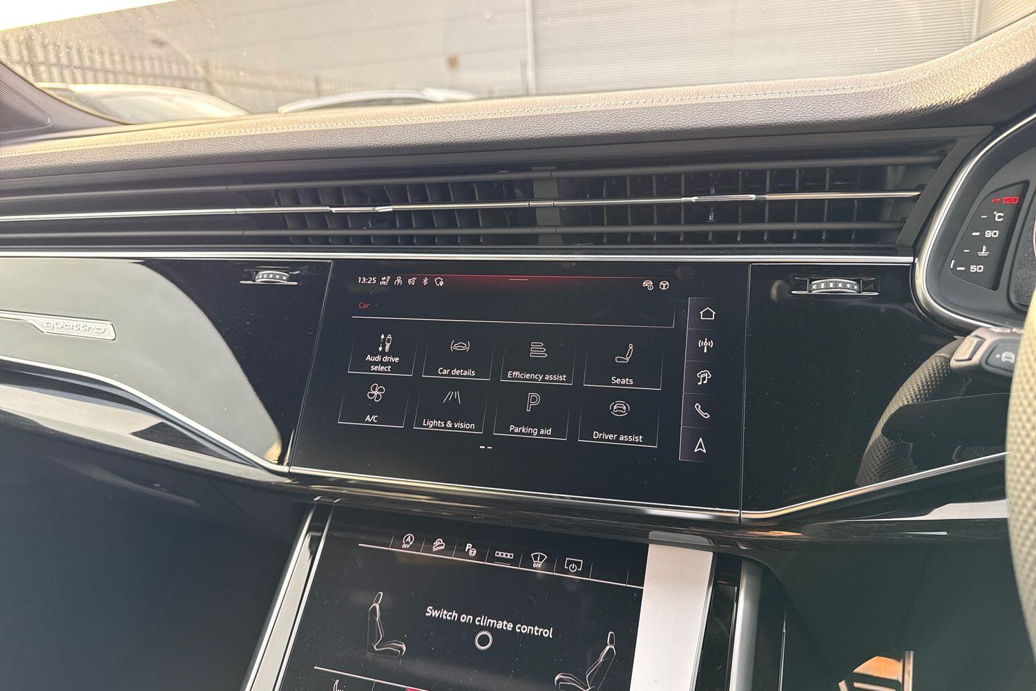 Used Audi Q7 2025 for sale - 76968072: Photo 46