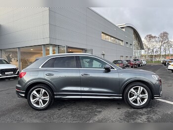 Used Audi Q3 2022 for sale - 77014045: Photo