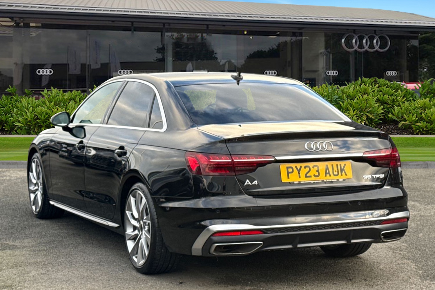 Used Audi A4 2023 for sale - 77048390: Photo 2