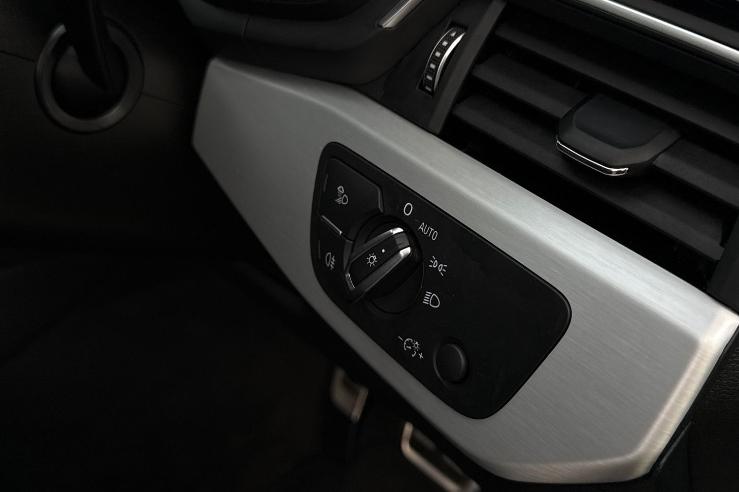 Used Audi A4 2023 for sale - 77048390: Photo 44