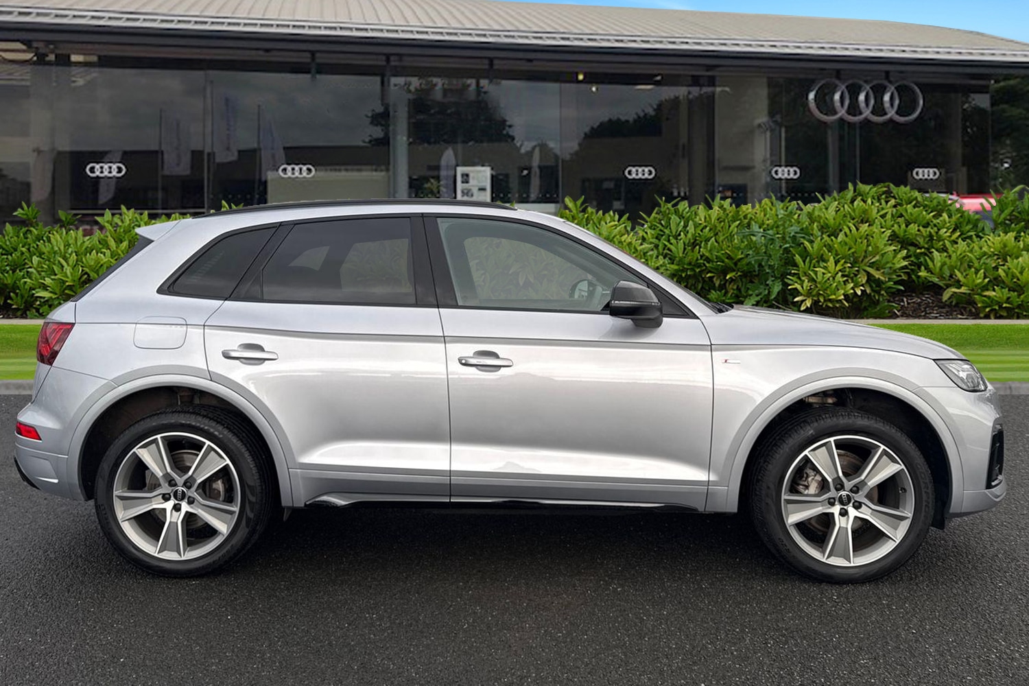 Used Audi Q5 2023 for sale - 77368434: Photo 3