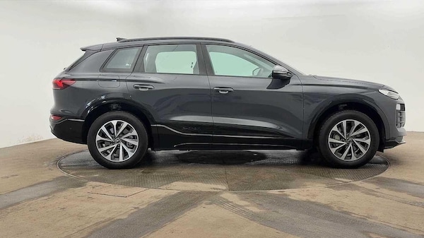 Used Audi Q6 e-tron 2024 for sale - 76250651: Photo 4