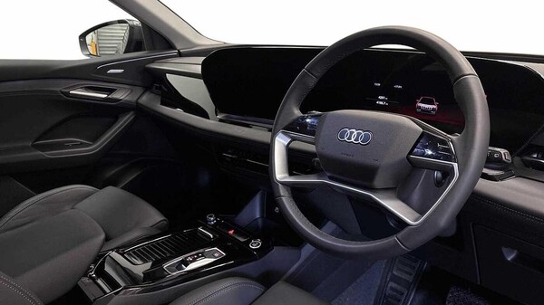 Used Audi Q6 e-tron 2024 for sale - 76250651: Photo 7