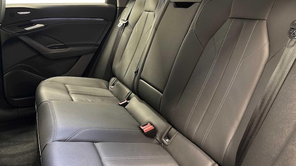 Used Audi Q6 e-tron 2024 for sale - 76250651: Photo 8