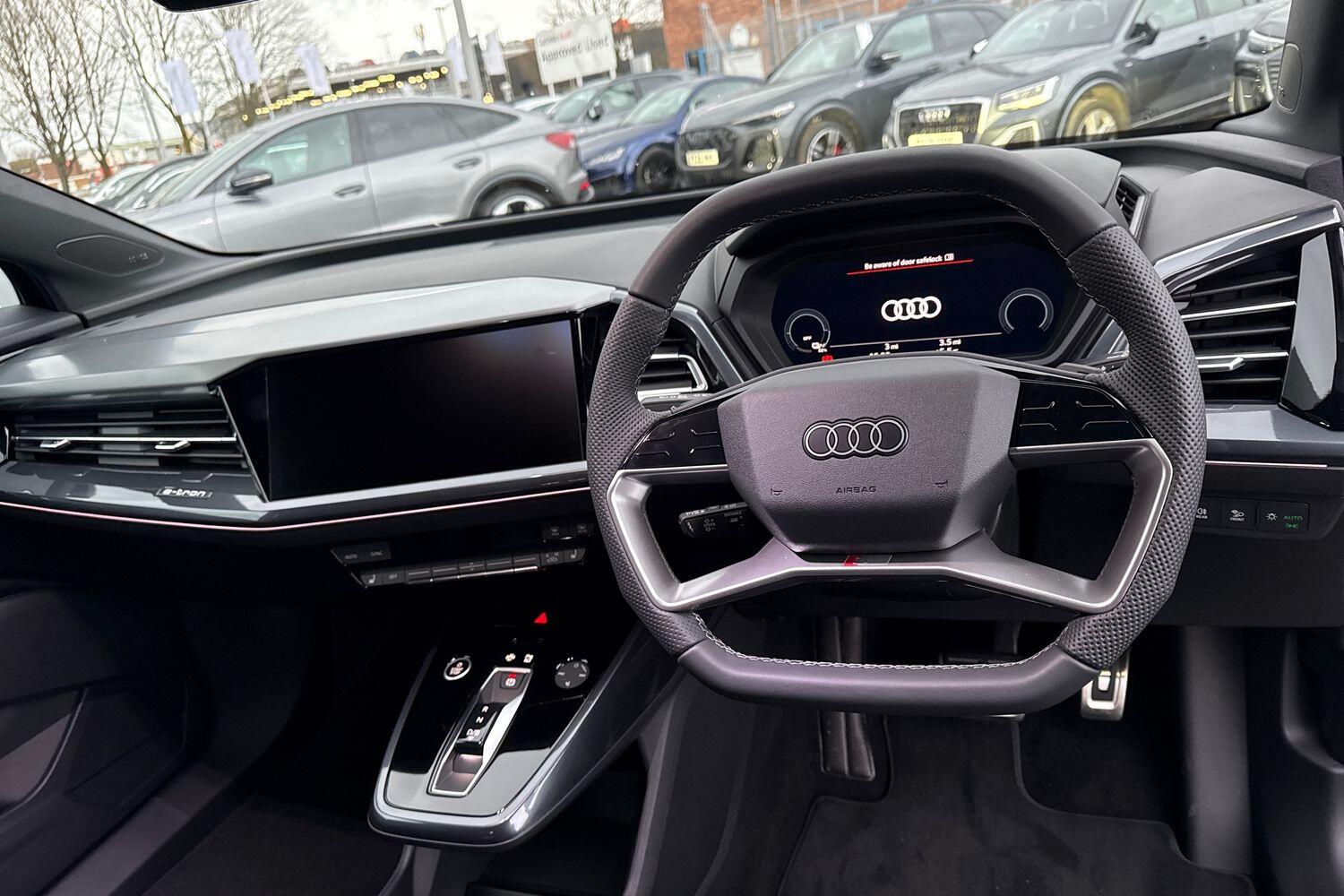 Used Audi Q4 e-tron 2026 for sale - 77355444: Photo 12