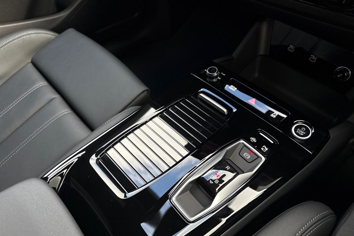 Used Audi Q6 e-tron 2025 for sale - 76006829: Photo 22