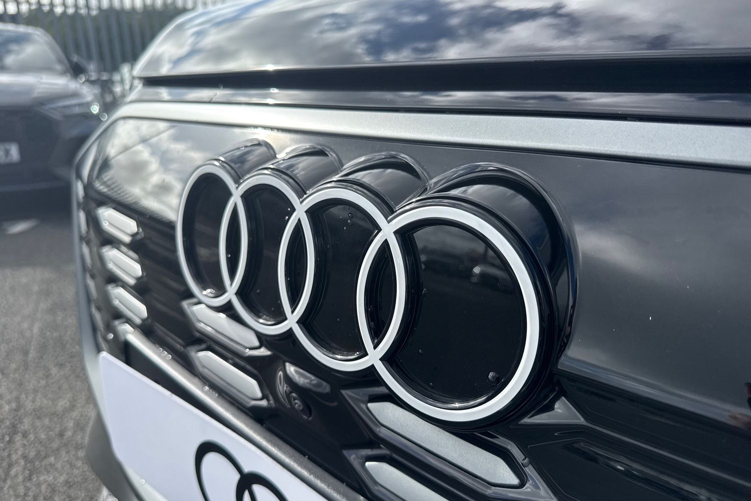 Used Audi Q6 e-tron 2025 for sale - 76006829: Photo 24