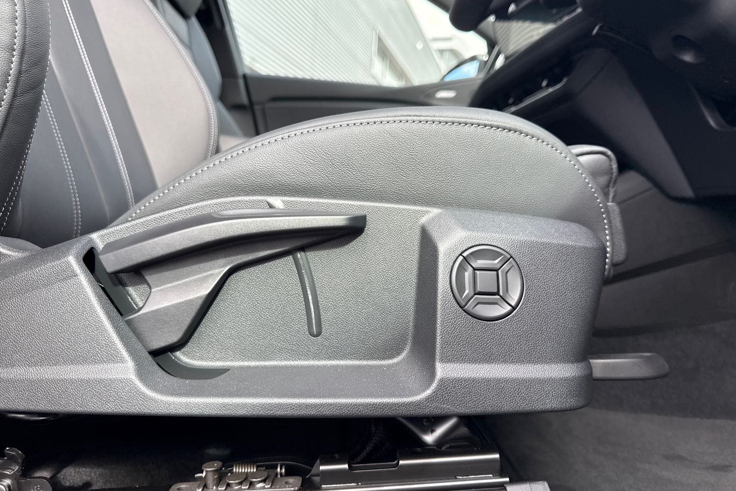 Used Audi Q6 e-tron 2025 for sale - 76006829: Photo 46