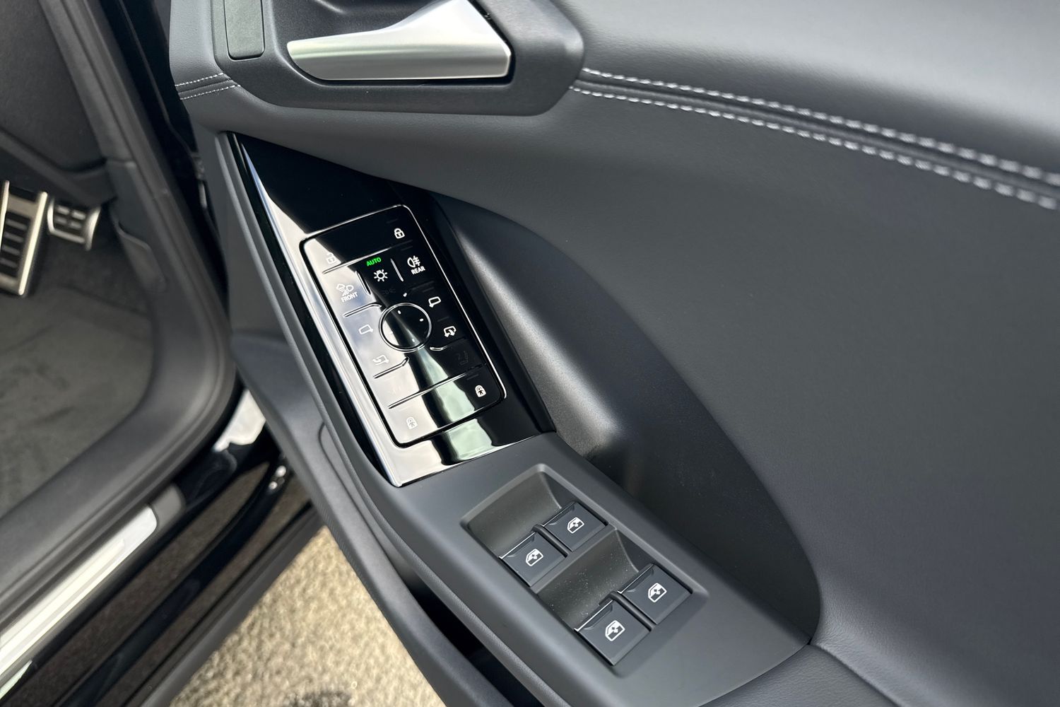 Used Audi Q6 e-tron 2025 for sale - 76006829: Photo 48