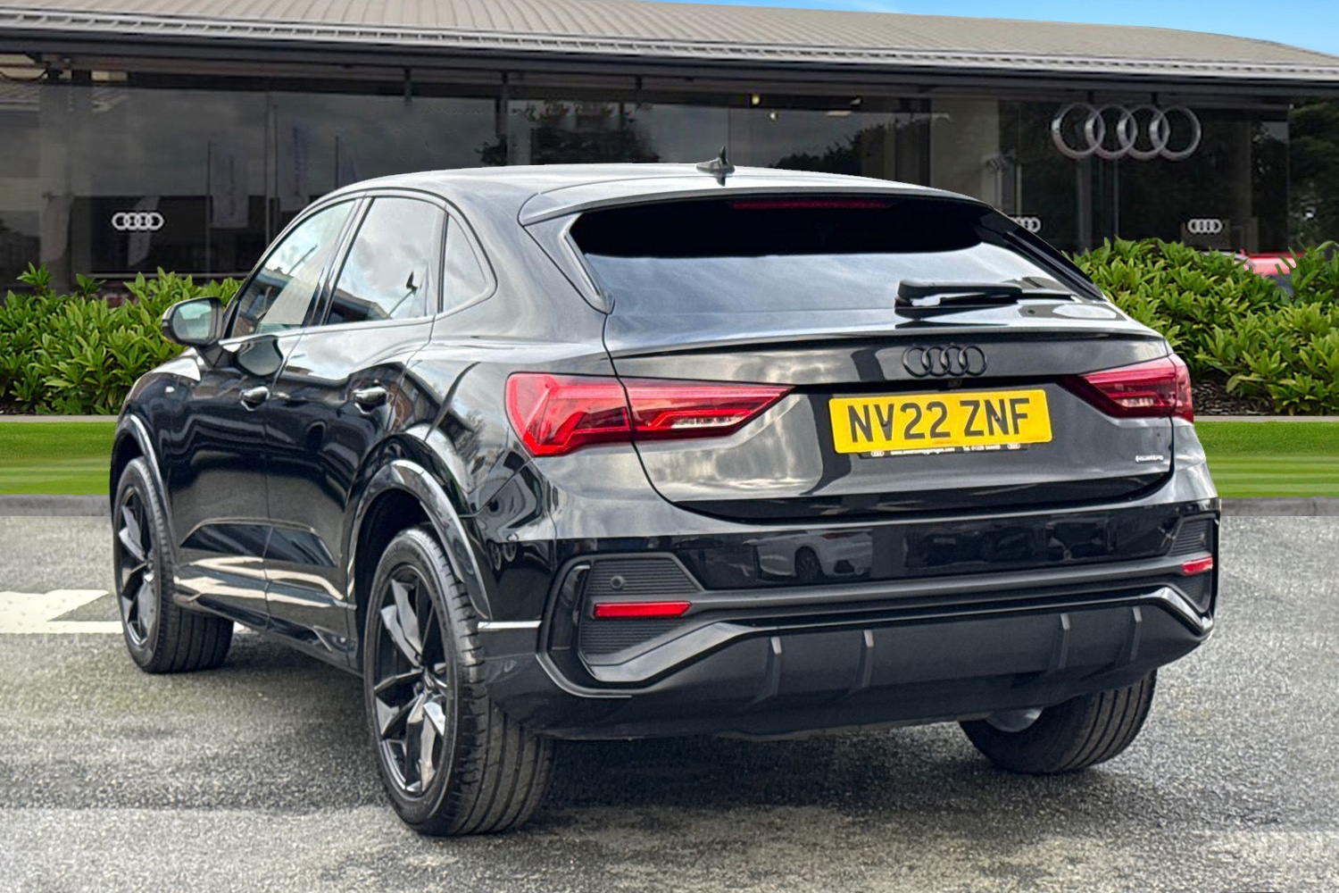 Used Audi Q3 2022 for sale - 77500746: Photo 2