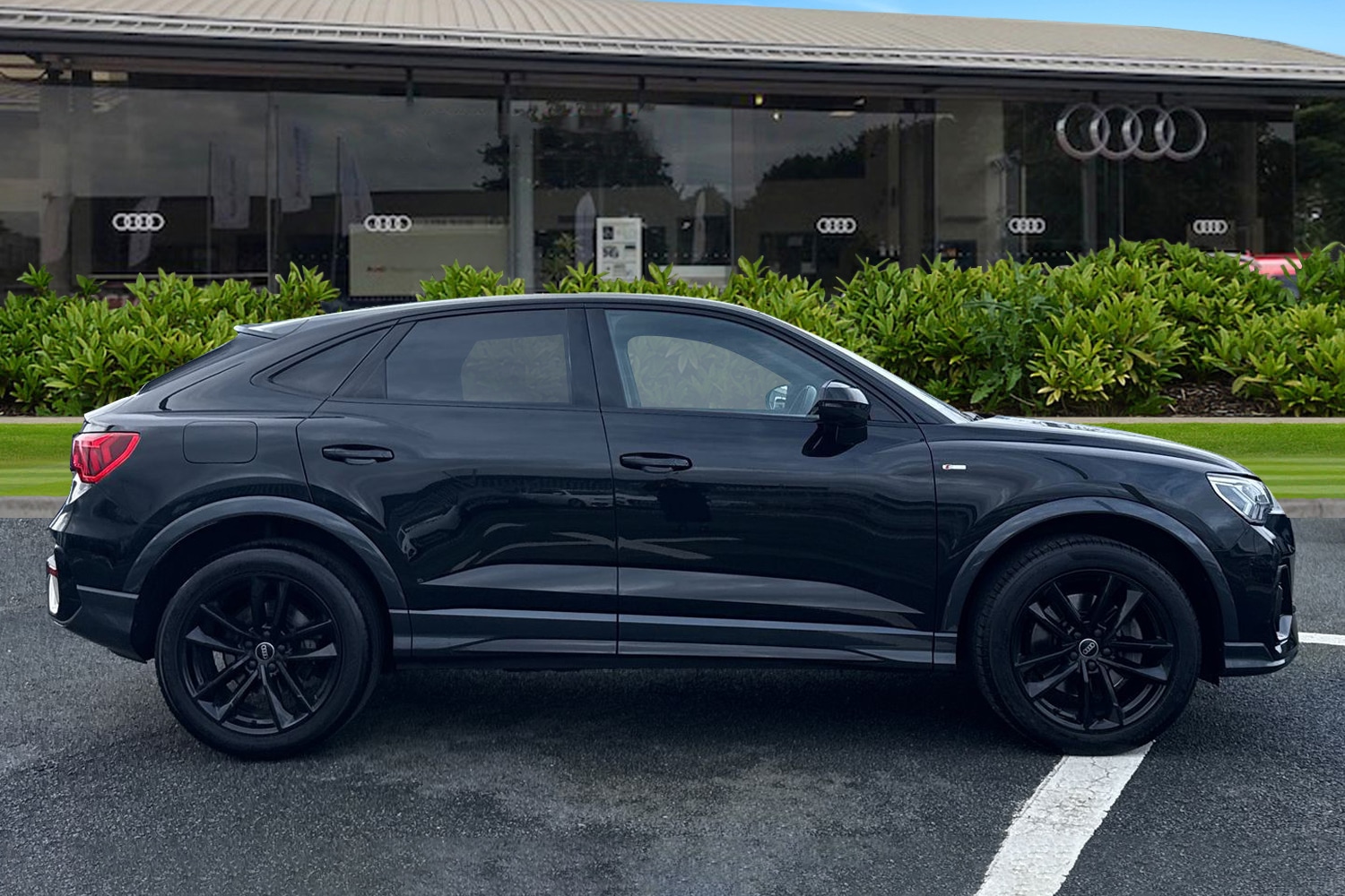 Used Audi Q3 2022 for sale - 77500746: Photo 3